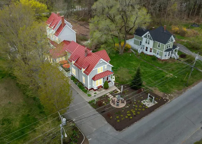 James Place Inn Bed And Breakfast